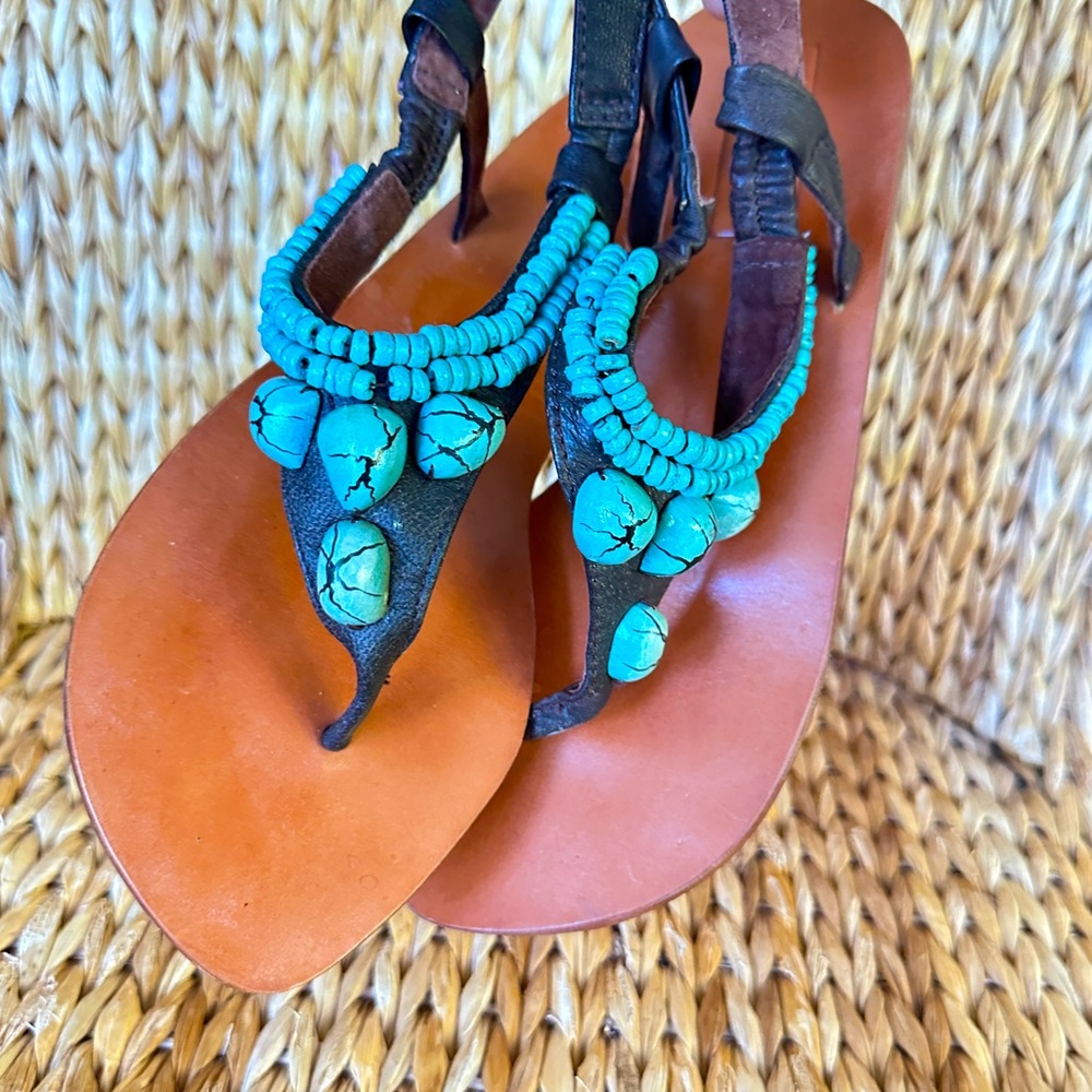 Mystique Boutique Brown Leather sandals 9M